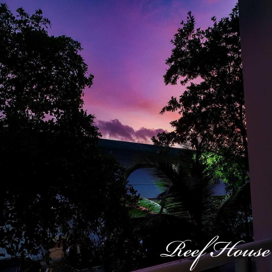 Reef Guest House Мале Экстерьер фото